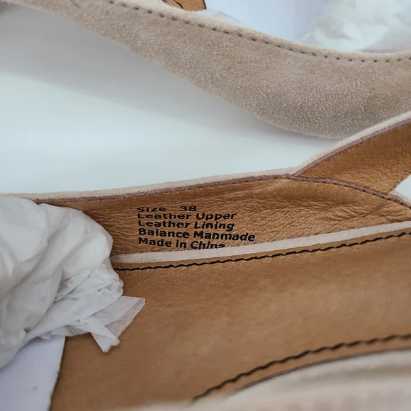 Matiko Cream Leather Slingback Heels - Picture 10 of 10